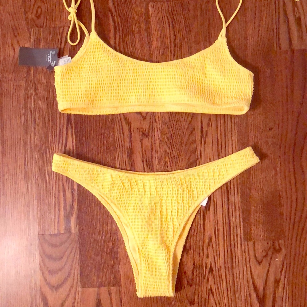Bathing suit
